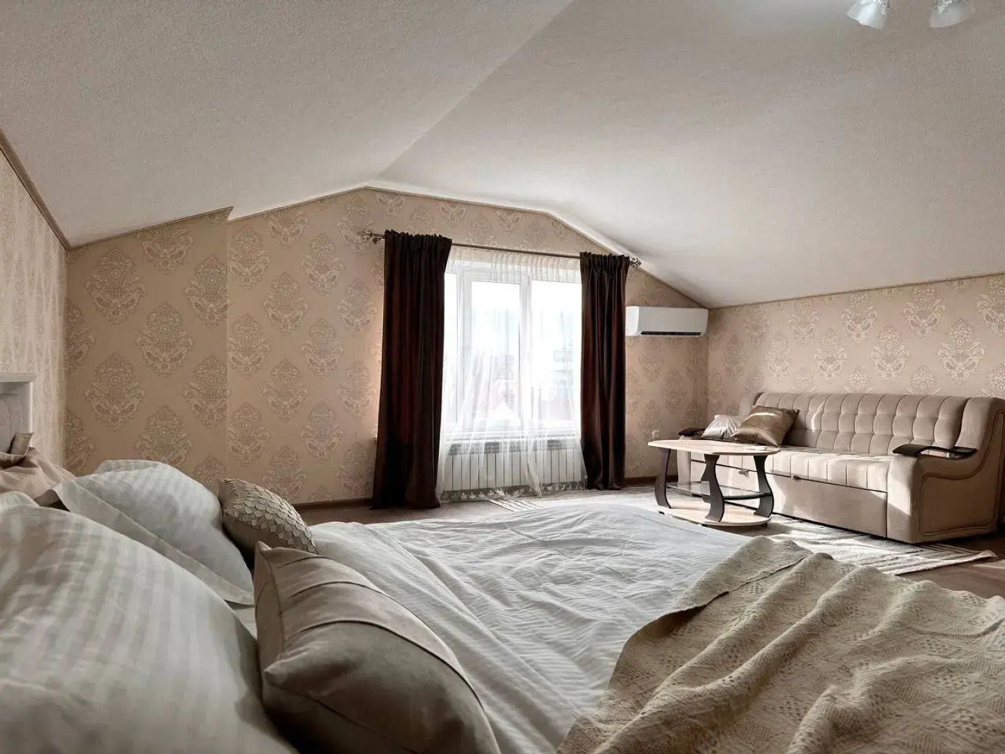 Апартаменты Пентхаус на Батырая