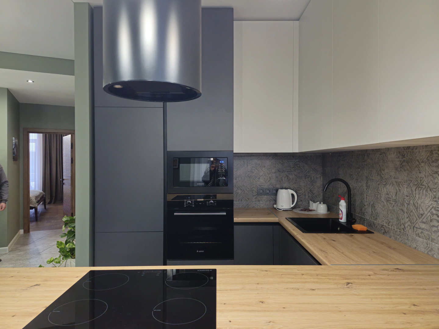 Апартаменты Люкс с Видом на Площадь Победы