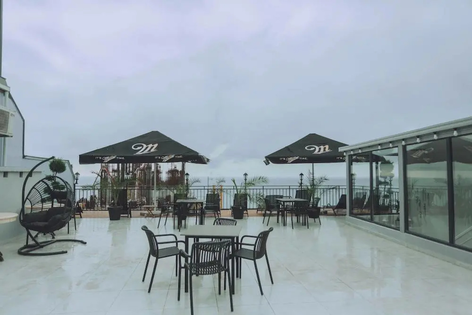 Отель Royal Medis