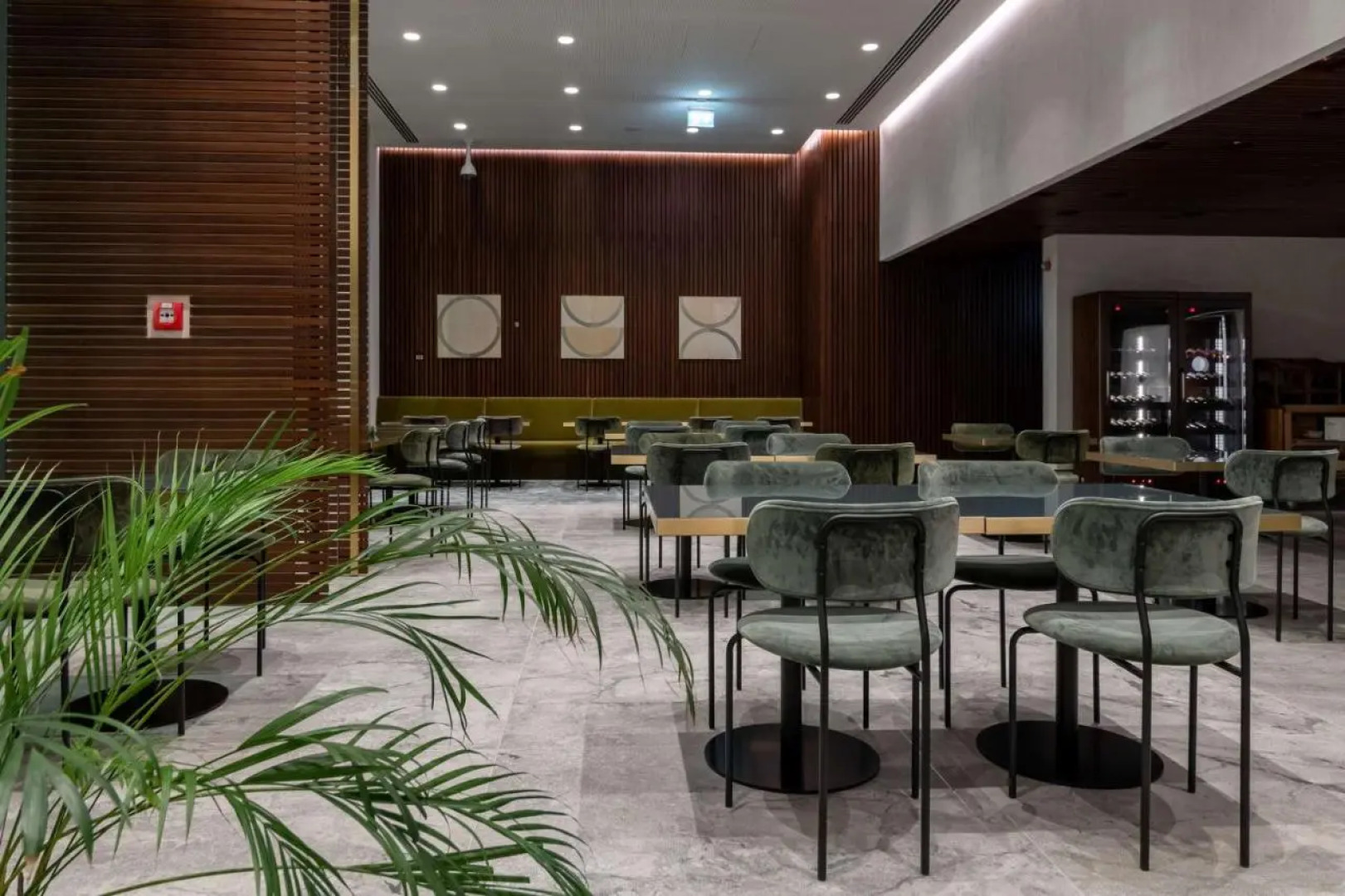 Отель Hilton Garden Inn Tbilisi Chavchavadze