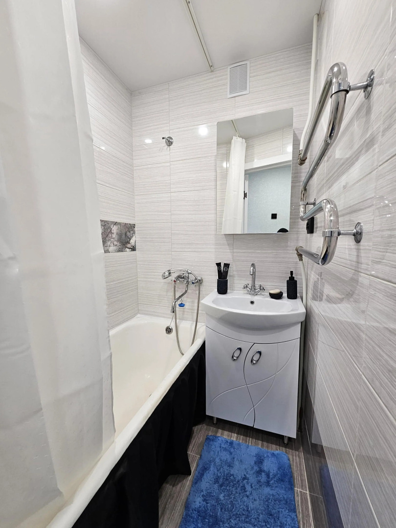 Квартира Уютная 2-комнатная квартира посуточно