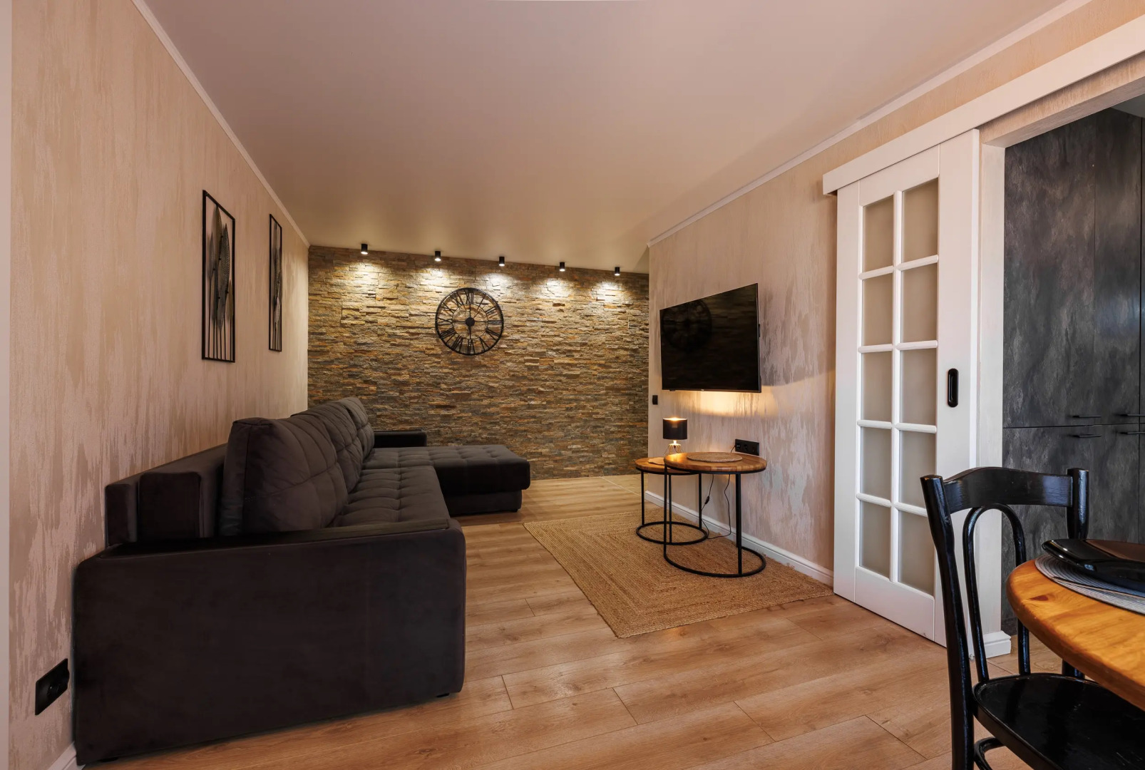 Квартира Люкс на Сойфера 13