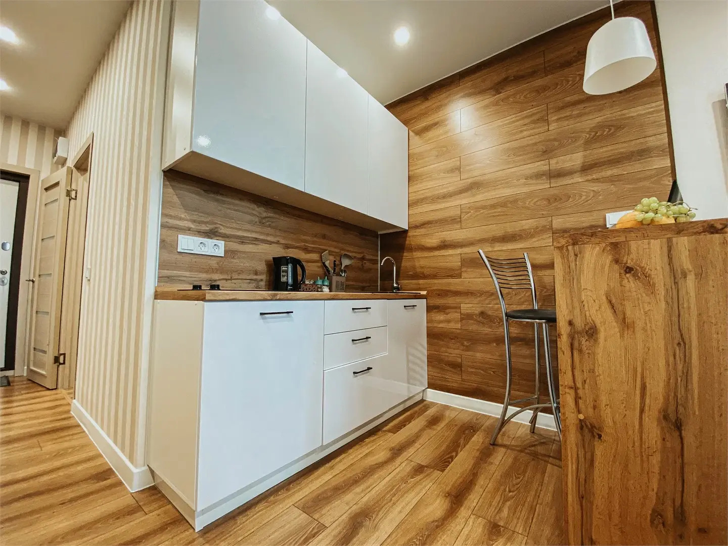 Апартаменты в ЖК Аквамарин у ТЦ Аквамолл 1008