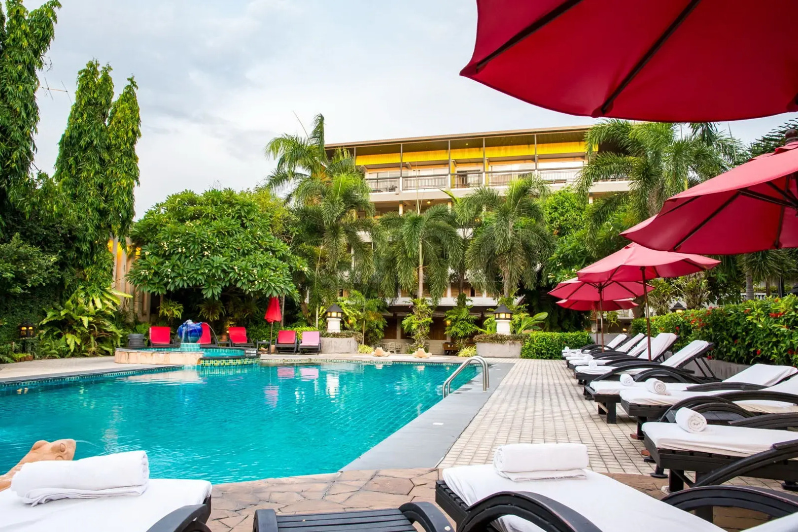 Отель Lantana Pattaya