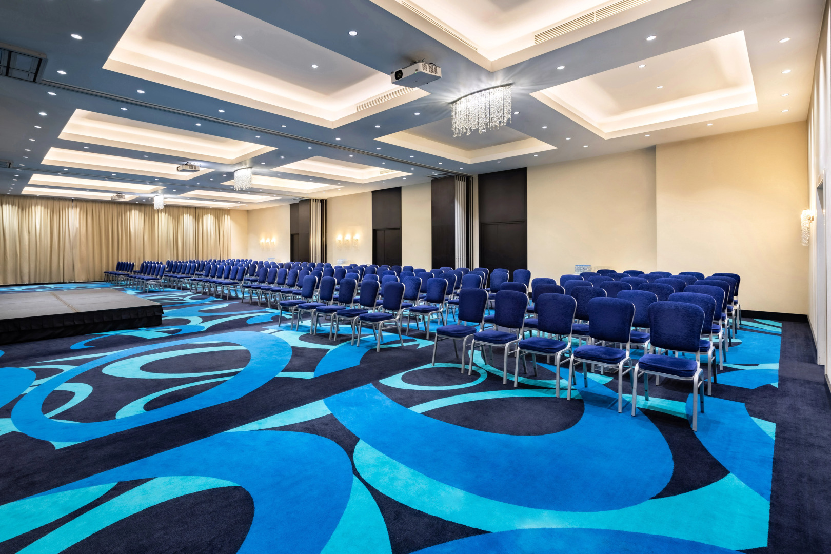 Отель Radisson Blu Белорусская Москва