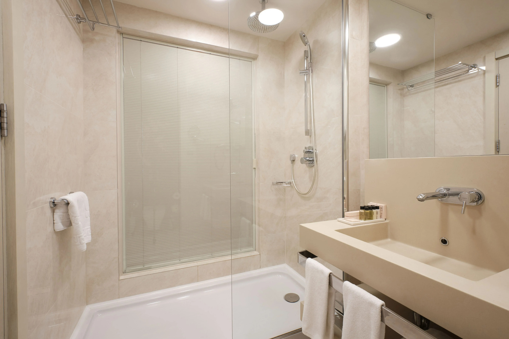 Crown Hotel St. Petersburg