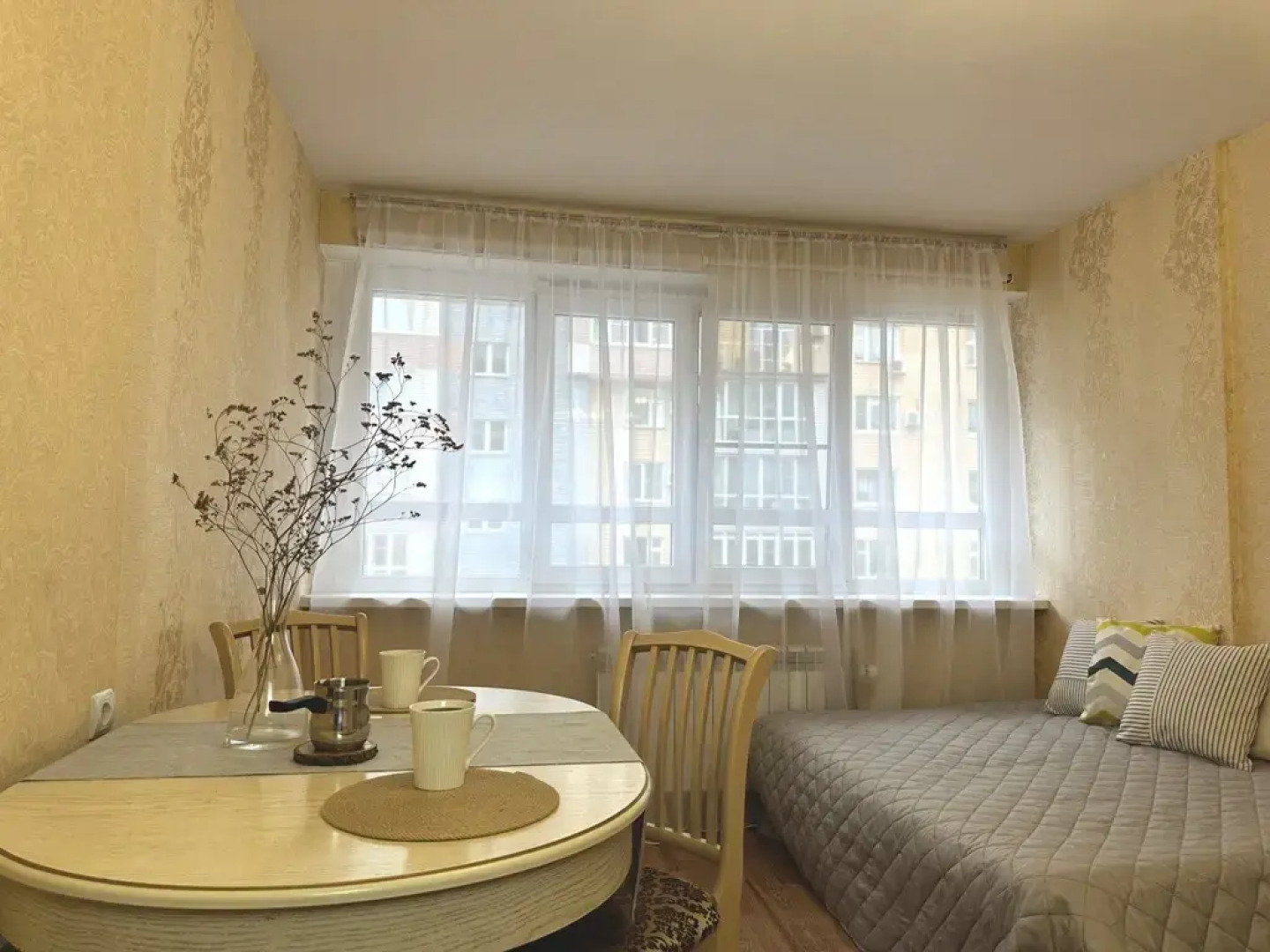 Квартира на улице Невзоровых 64к1