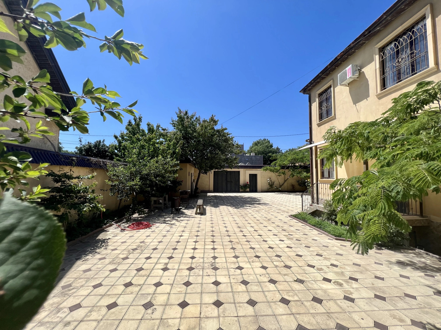 Частный дом у моря  Караман