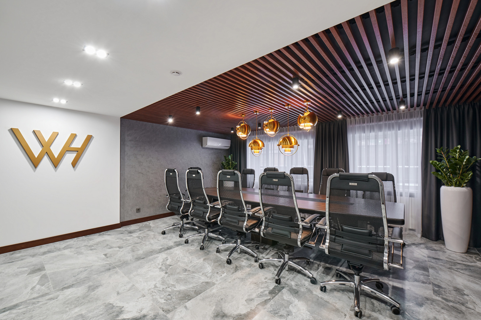 Отель WHITE HILL