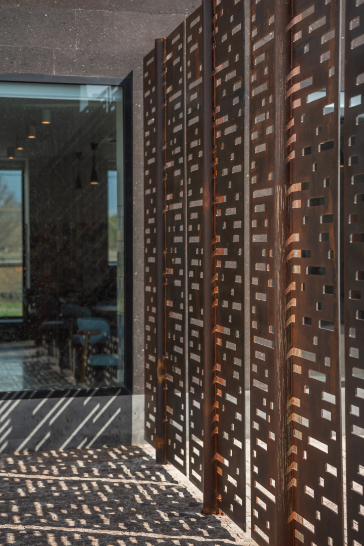 Manifest Restaurant and Hotel Gyumri