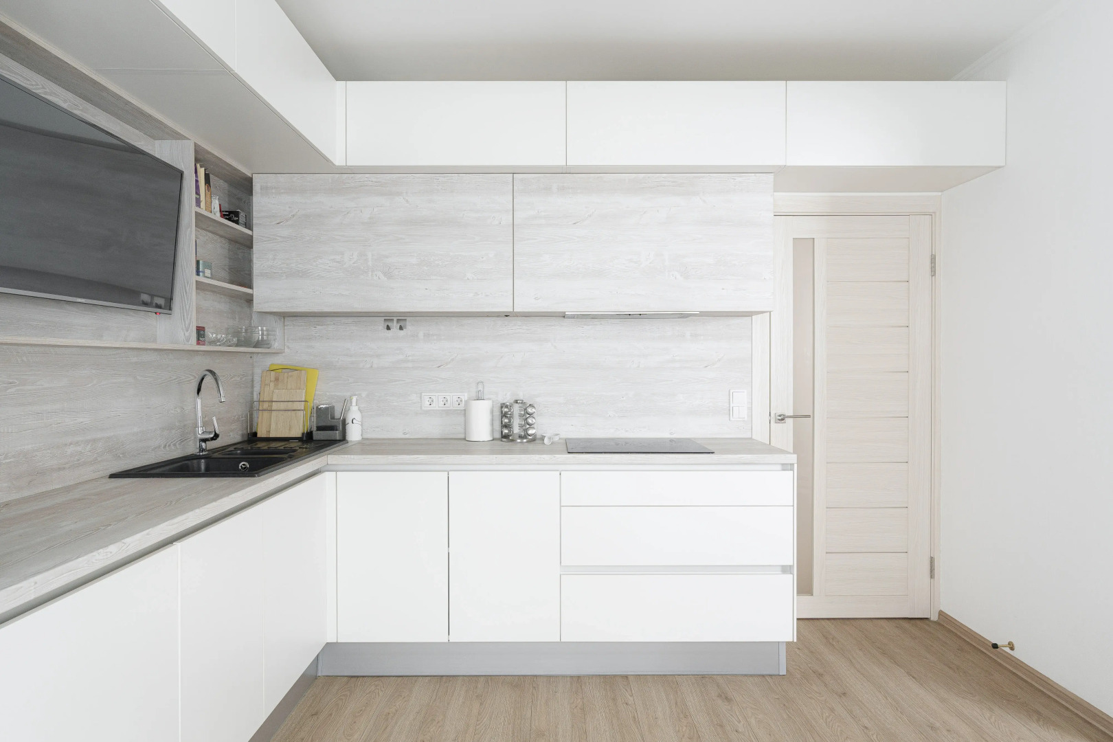 Апартаменты в районе Новая Боровая рядом с ТЦ Dana Mall