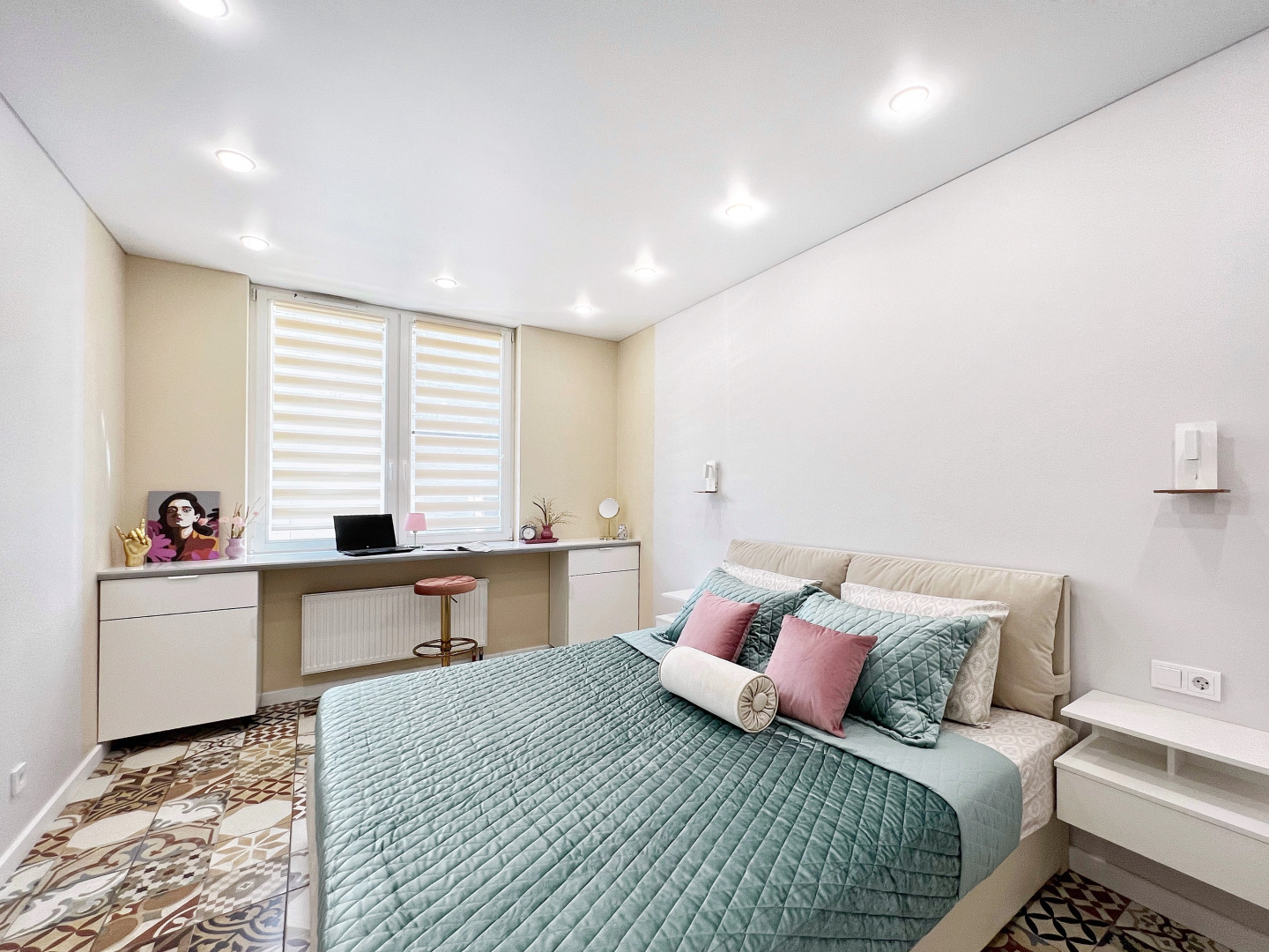 Апартаменты Granada Шикарная квартира в историческом центре Санкт-Петербурга в 300 метрах от Невского Проспекта и Площади Восстания