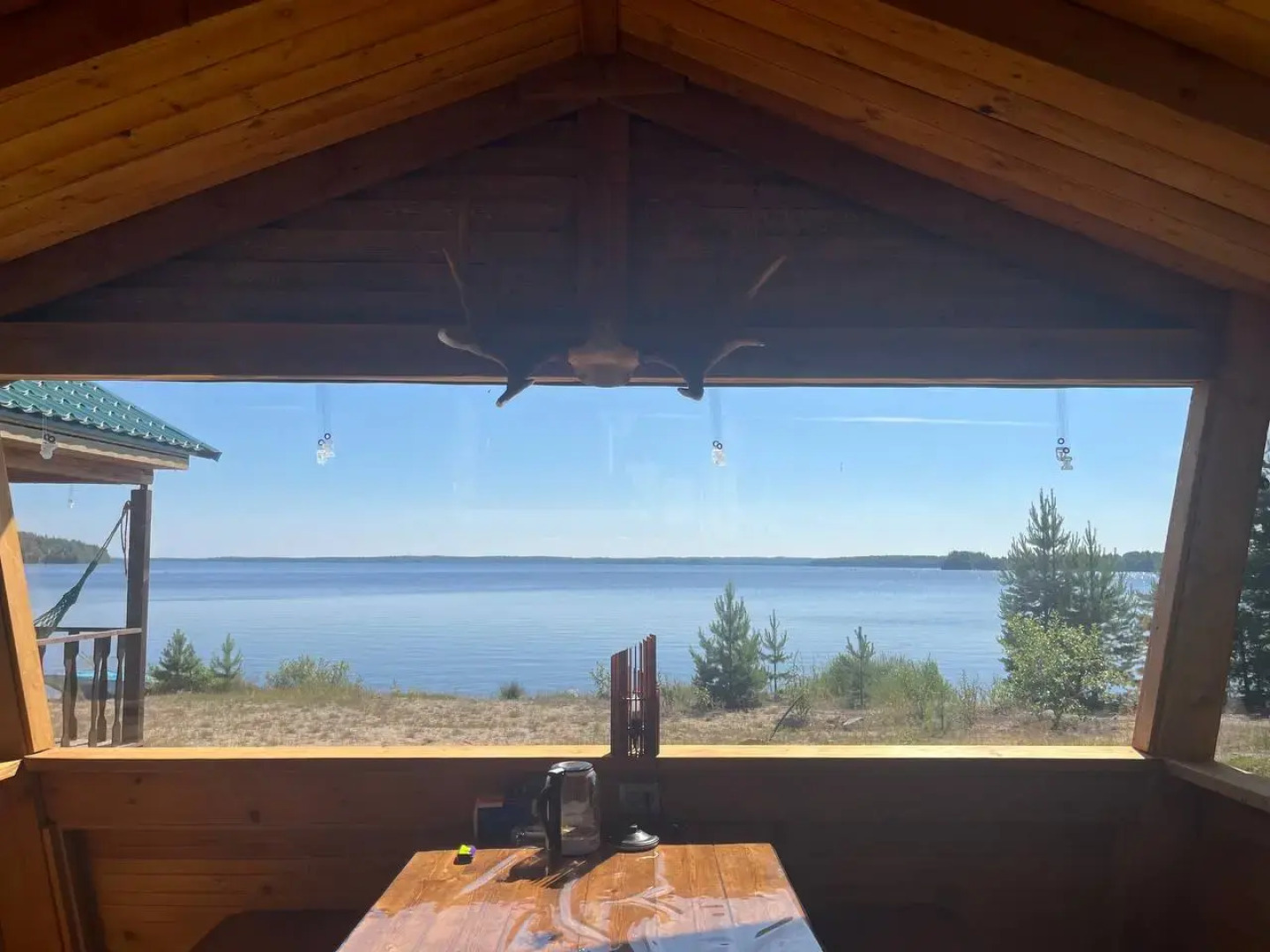 Частный дом на Берегу Озера в Карелии