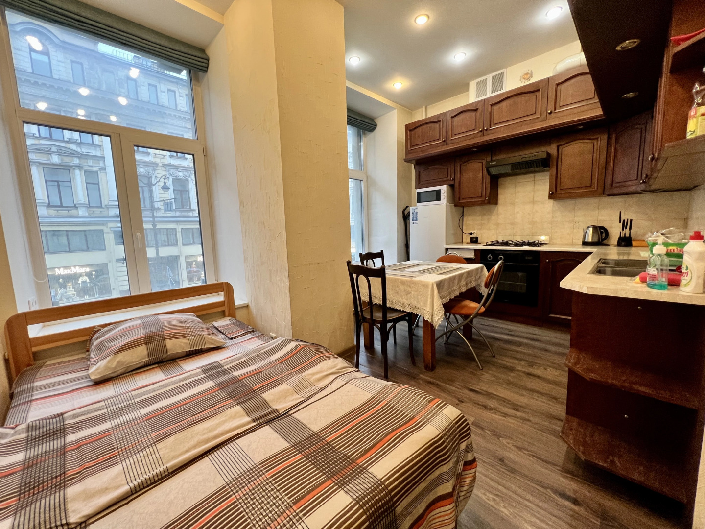 Апартаменты Amazing Невский 13/9 Парковка