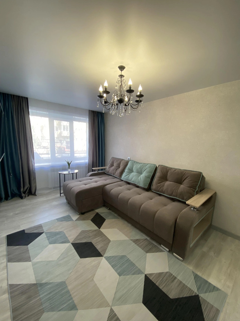 Малиновского 63