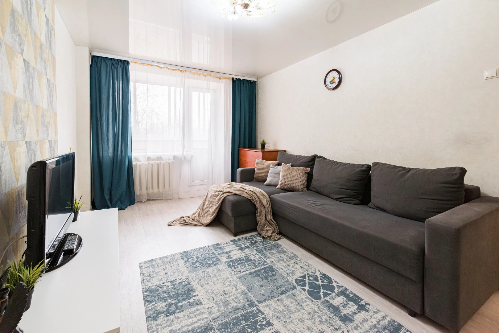 Апартаменты Apart+ Мельникайте 9