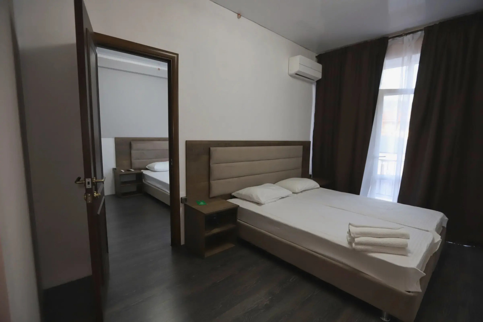 Отель Golden City