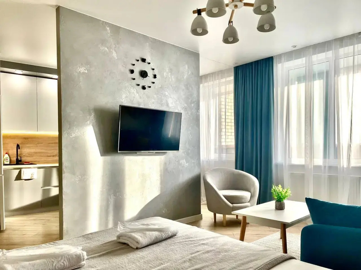 Апартаменты Дизайнерская студия в ЖК Альбатрос