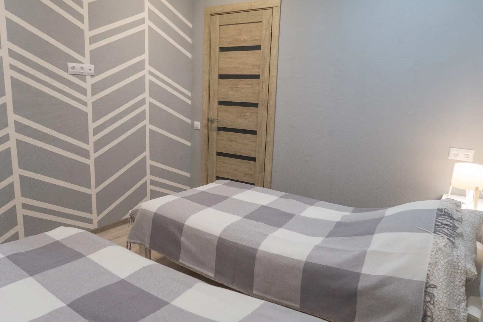 Квартира 50 Лет Октября 37