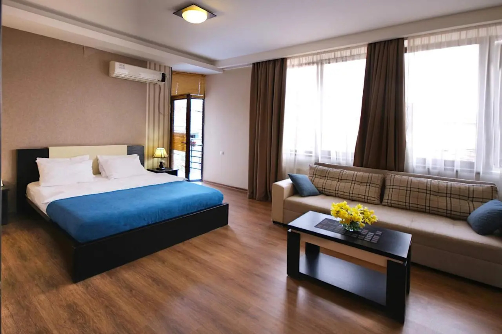 Отель Light House Old City Hotel