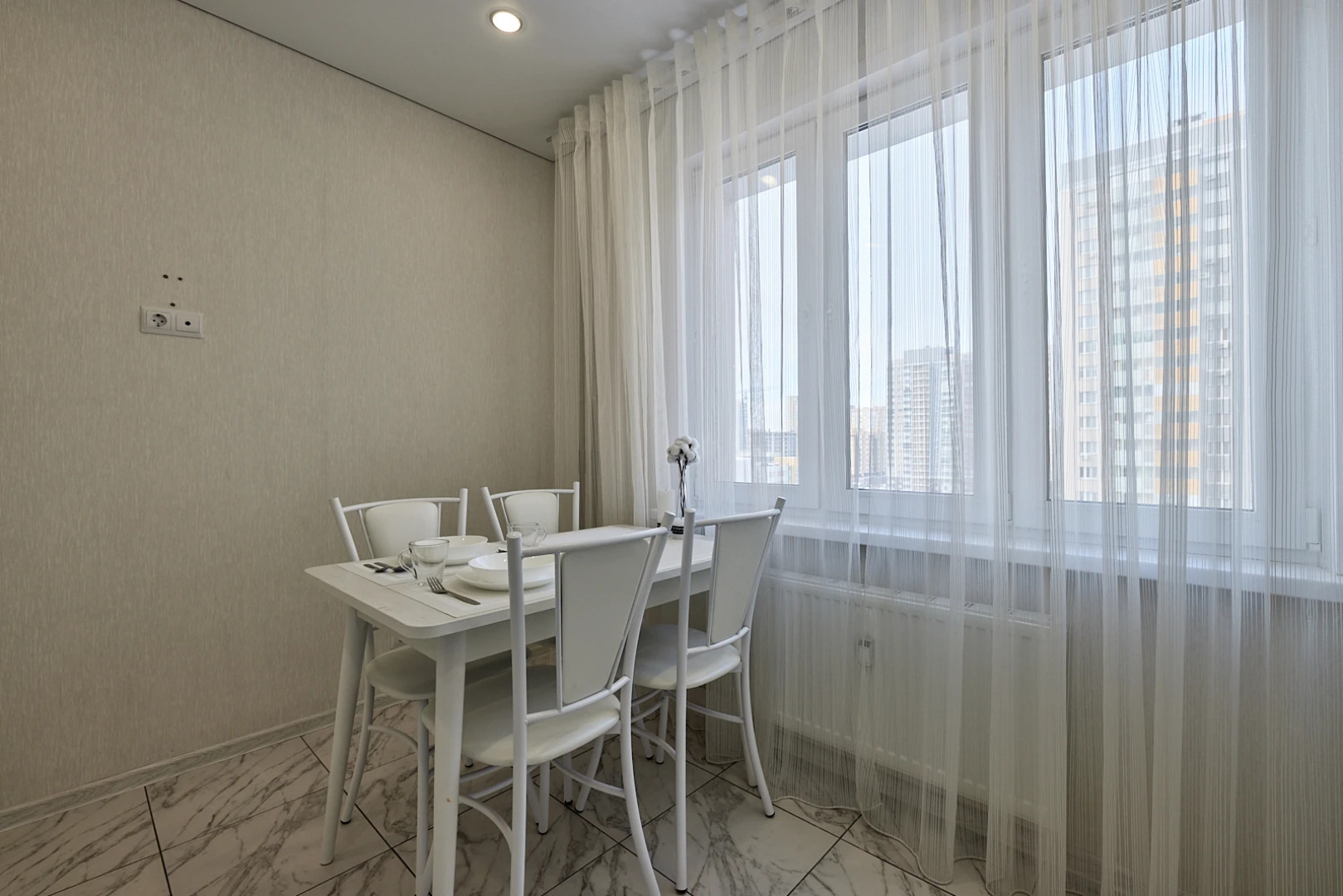 Апартаменты 2-х комнатные около Меги