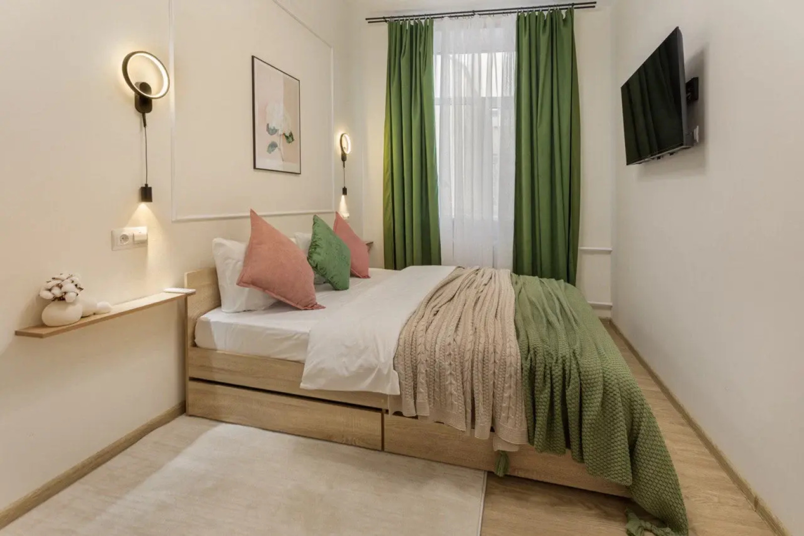 Квартира FullHouseApart на вокзальной площади