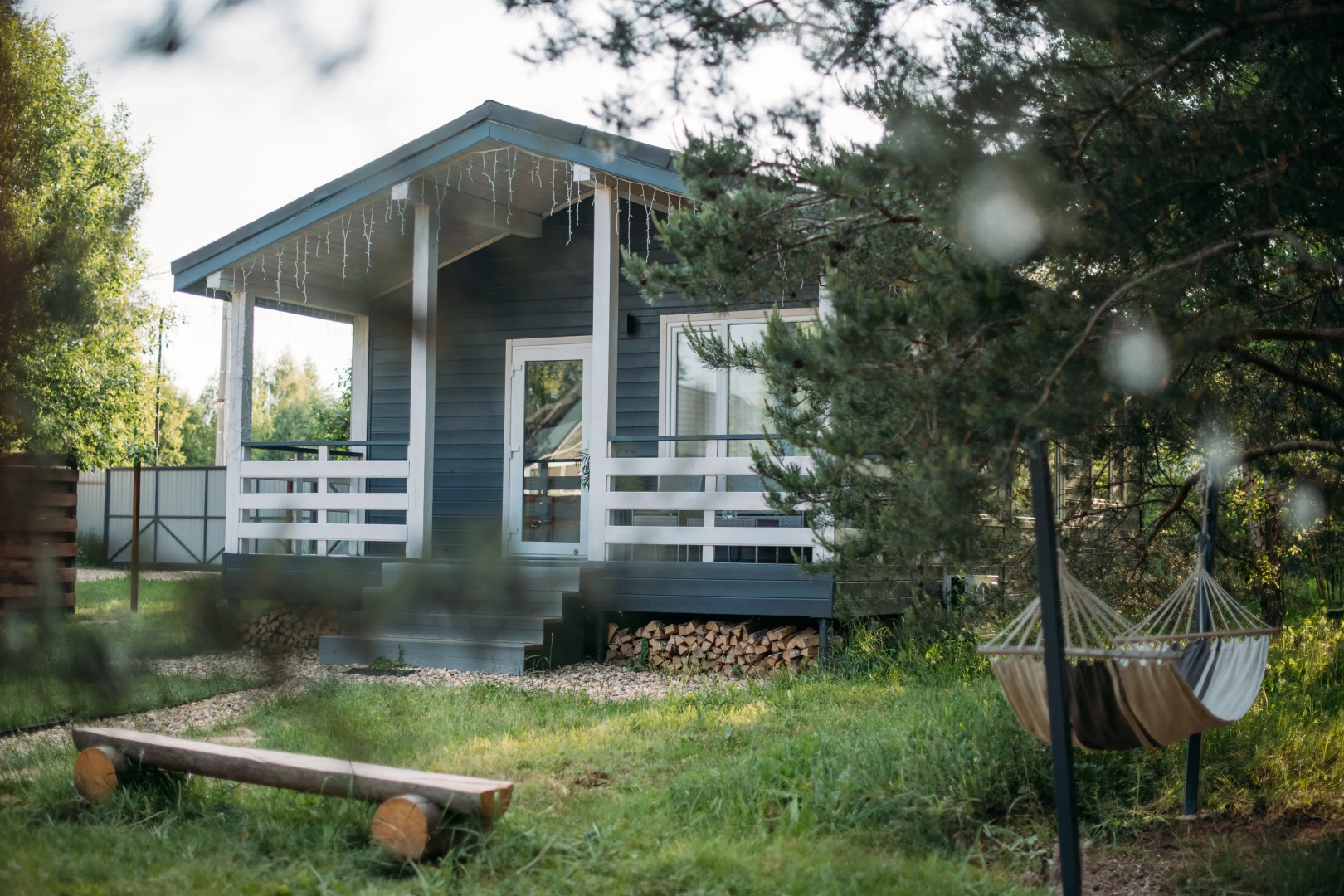 Частный Дом с Большой Территорией