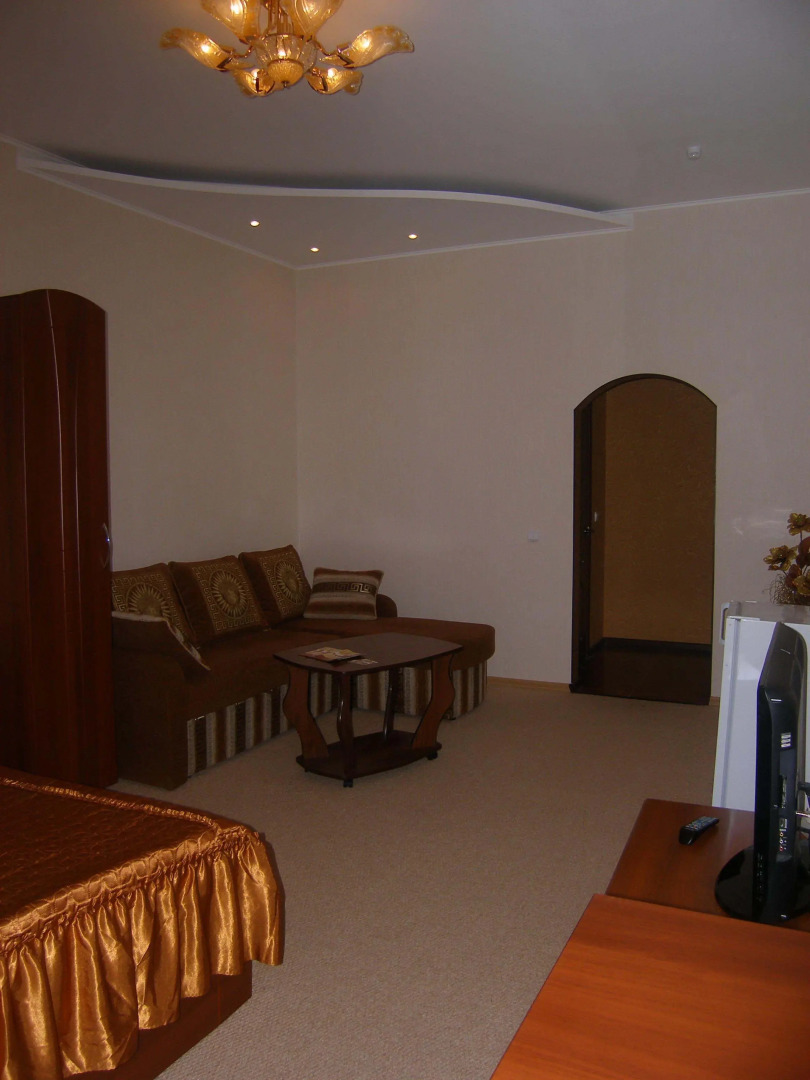 Отель Золотой Джин