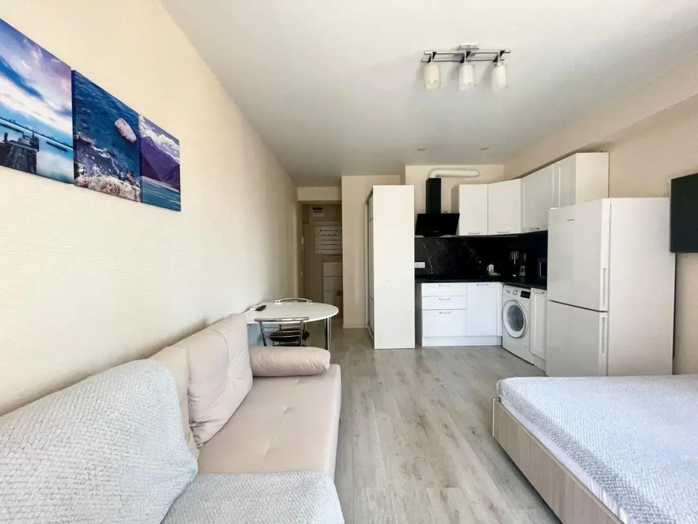 Квартира Четырехместная Студия Теплый Ветерок