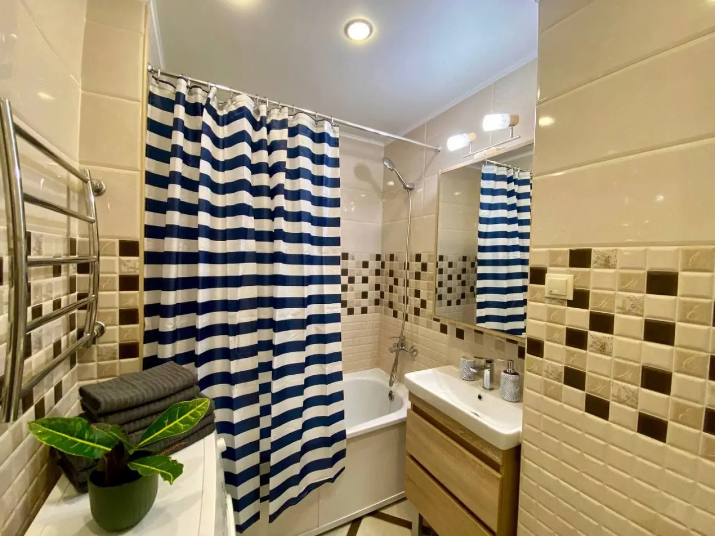 Апартаменты Happy Place на Булаке