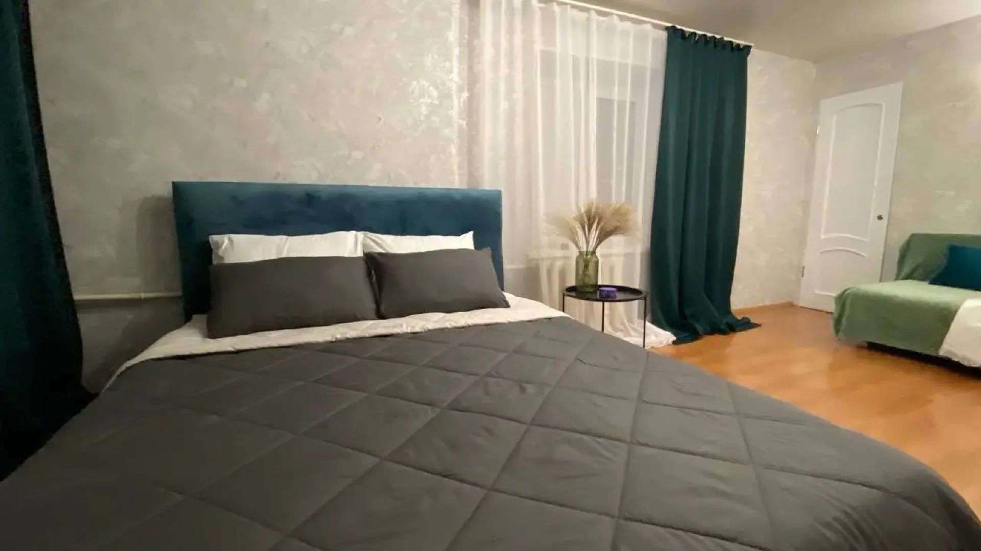 Апартаменты Альфа Хоум Плюс в сердце Челябинска