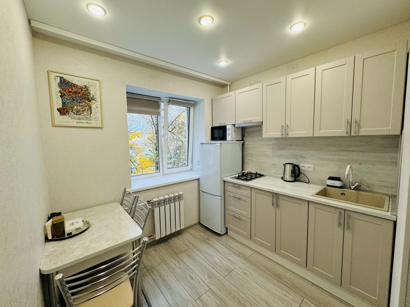 Апартаменты на Речном