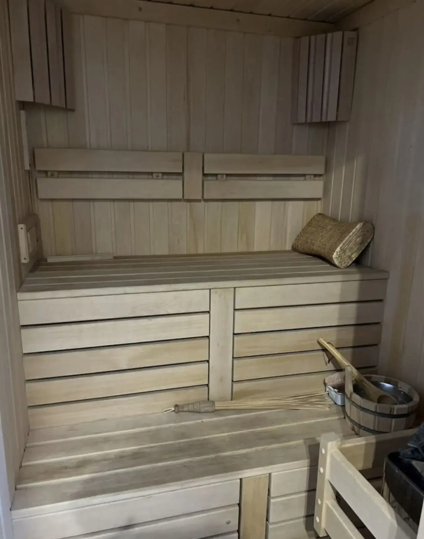 Частный дом Усадьба Сергея Пускепалиса у подножия горы Верблюд с полётами на рассвете