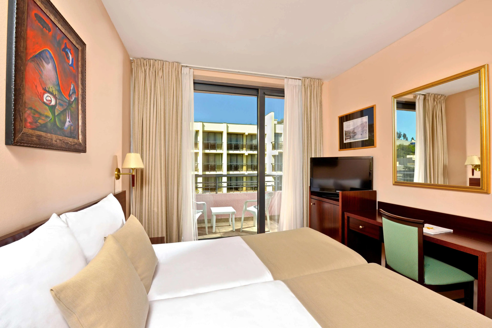 Отель Iberostar Bellevue