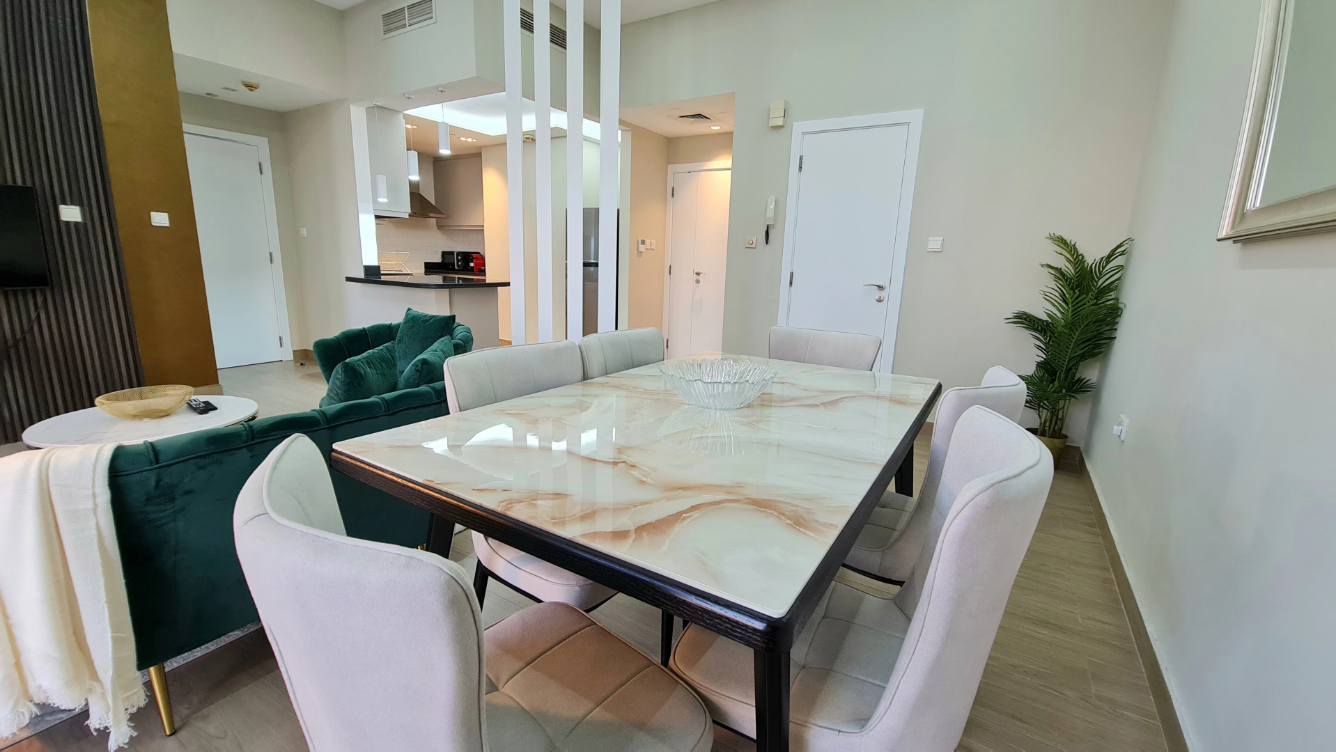 Апартаменты Marco Polo - High-rise 1BR Apt with Amazing Marina Views