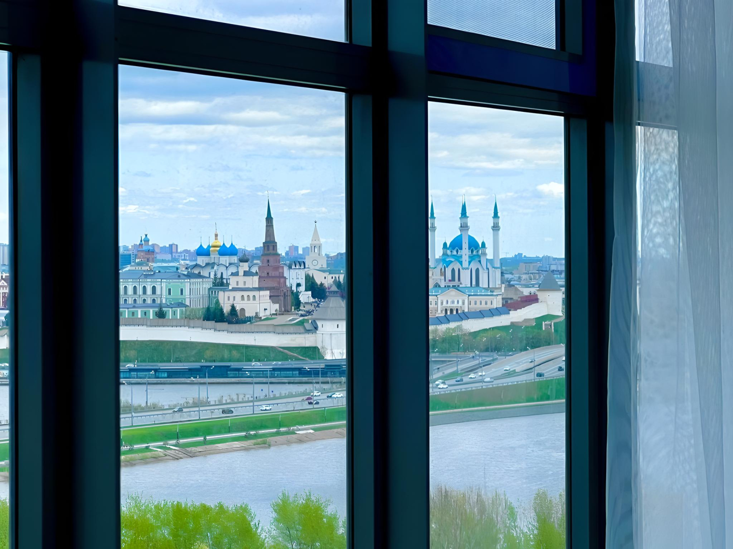 Квартира Kremlin Home в центре у метро с шикарным видом