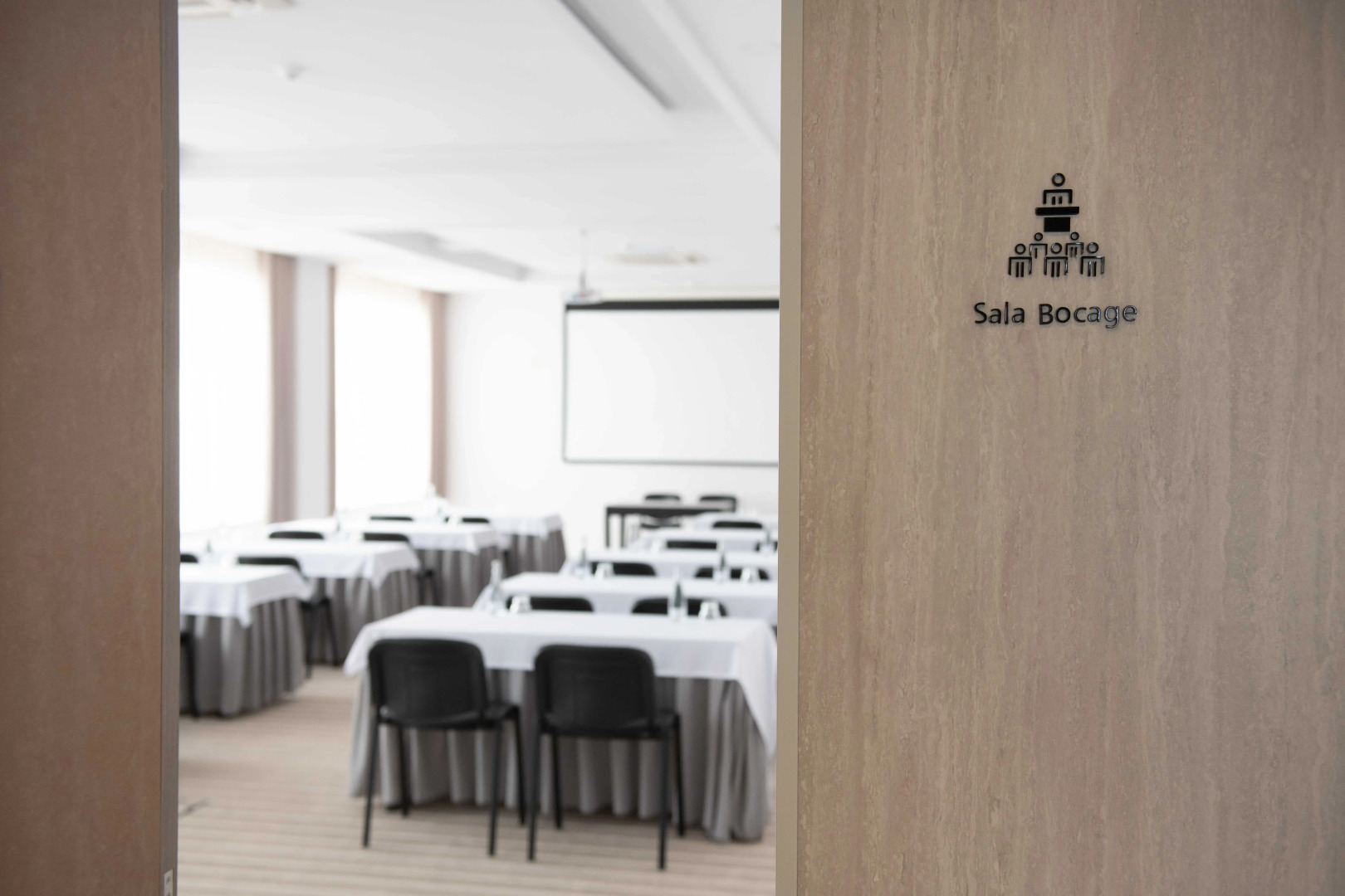 Отель Cristal Setúbal