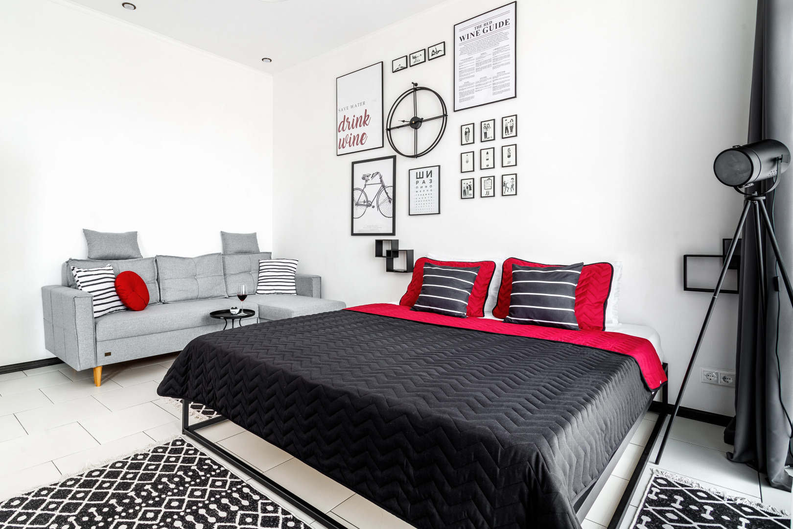 Апартаменты Caмая Стильная Студия c Видoм нa Мoре и Собcтвeнным Вxодом от Home Group apartments