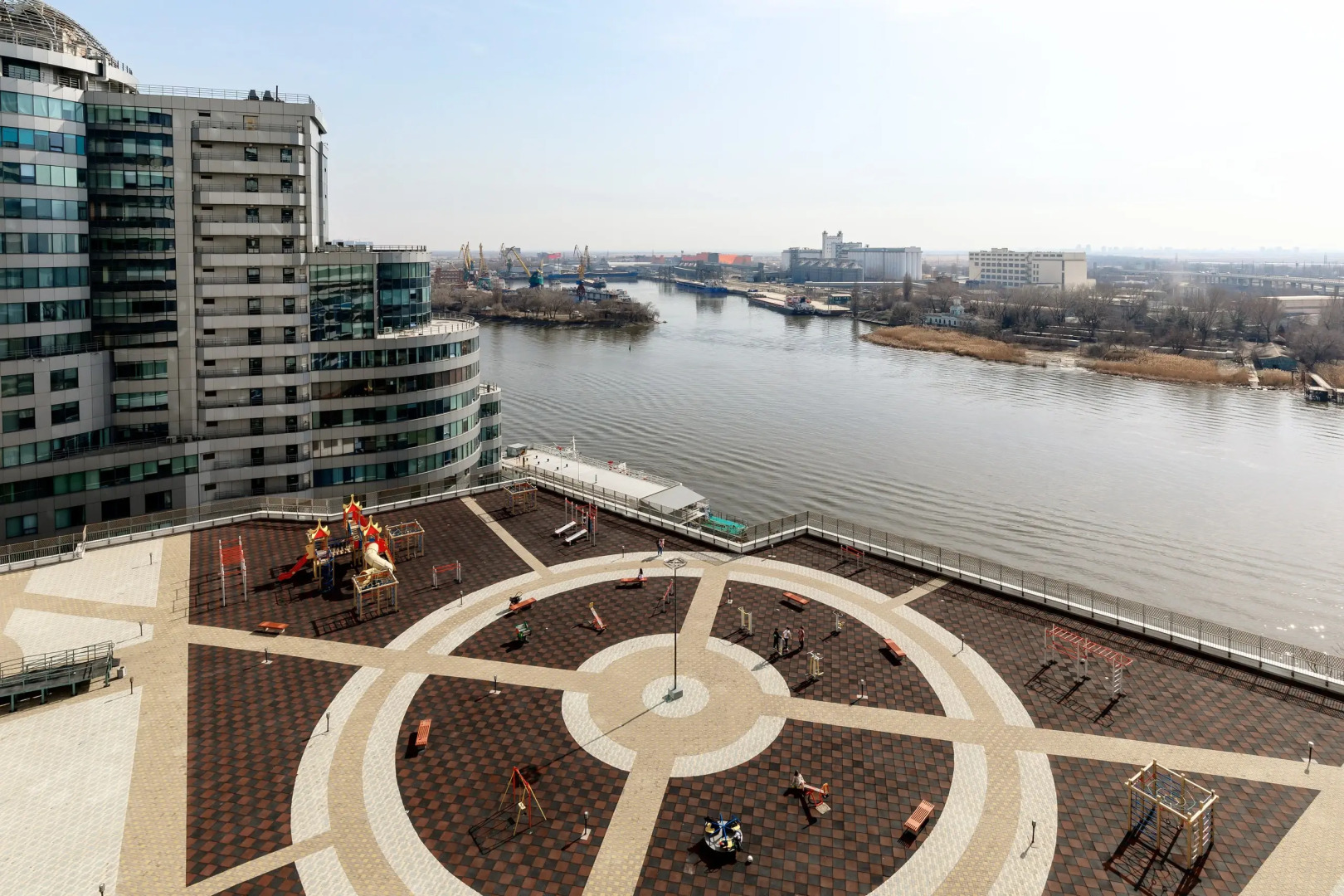 Апартаменты Дом у Дона Двухкомнатные с видом на Дон (12 этаж)