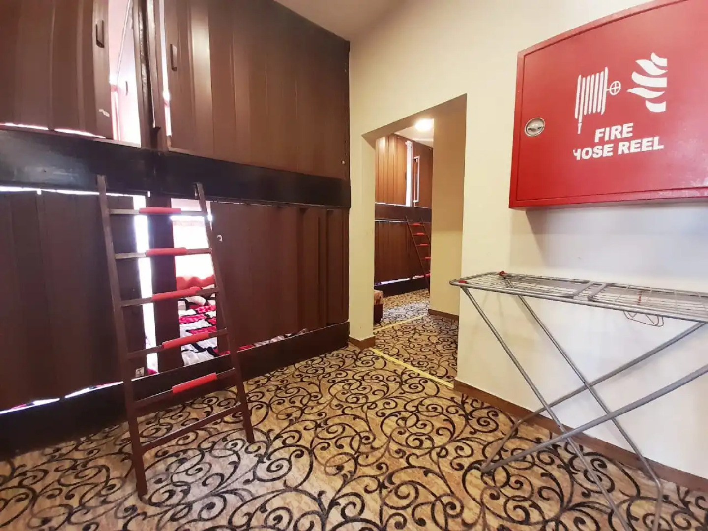 Хостел Petra Cabin