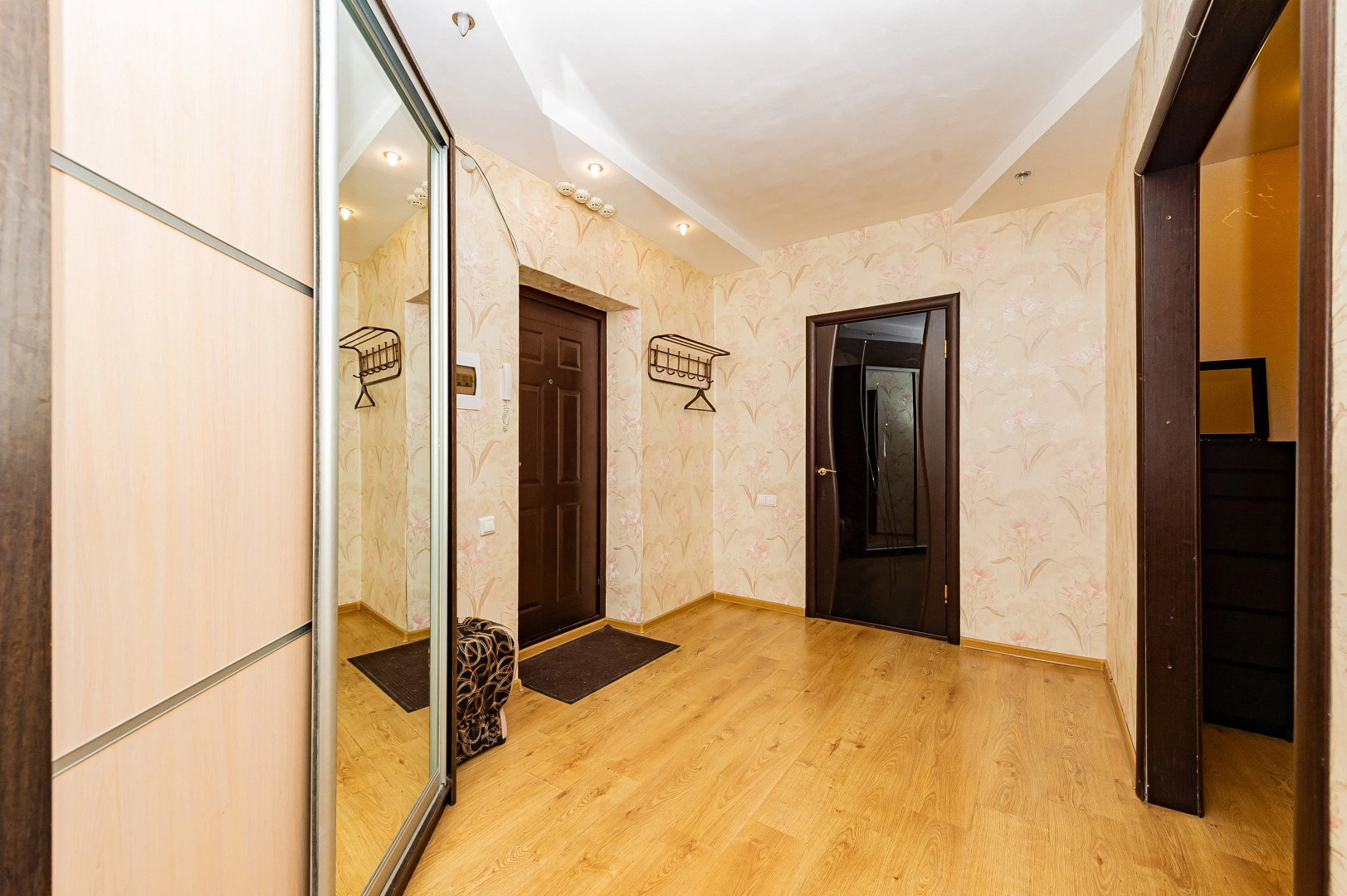 Апартаменты Луганская 4