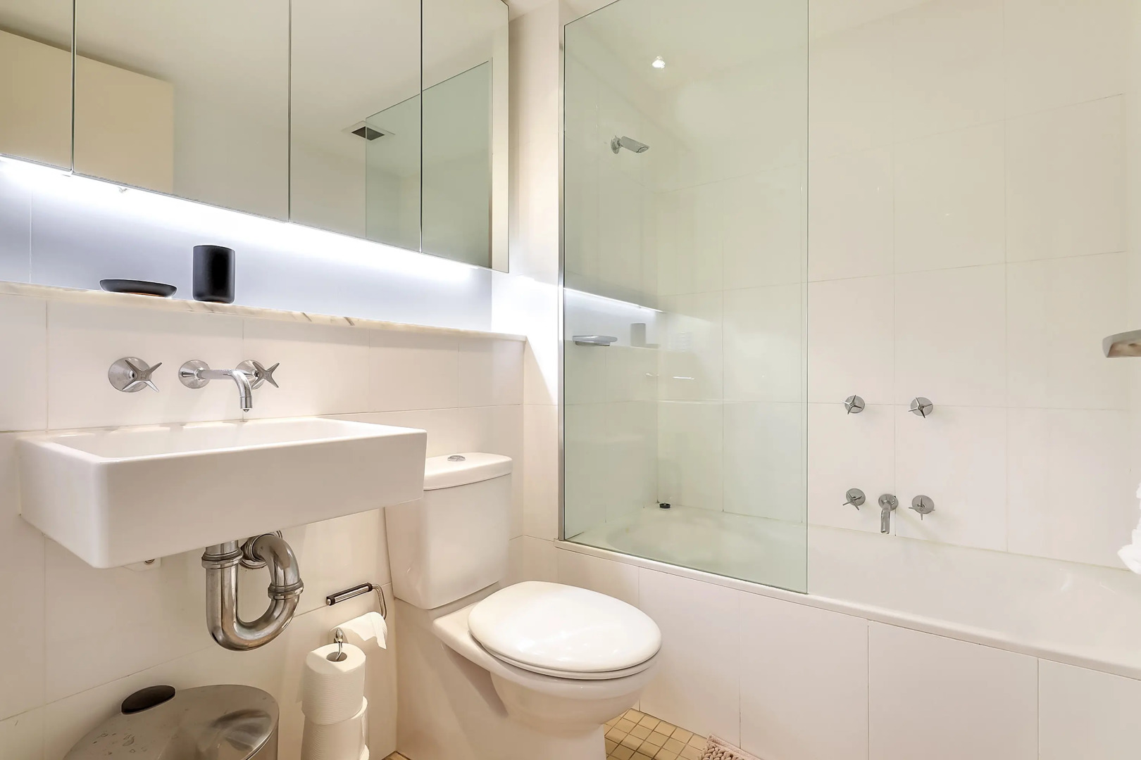 Апартаменты Furnished Near Central Business District