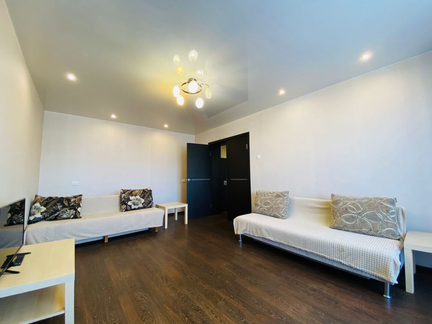 Апартаменты Ореховая