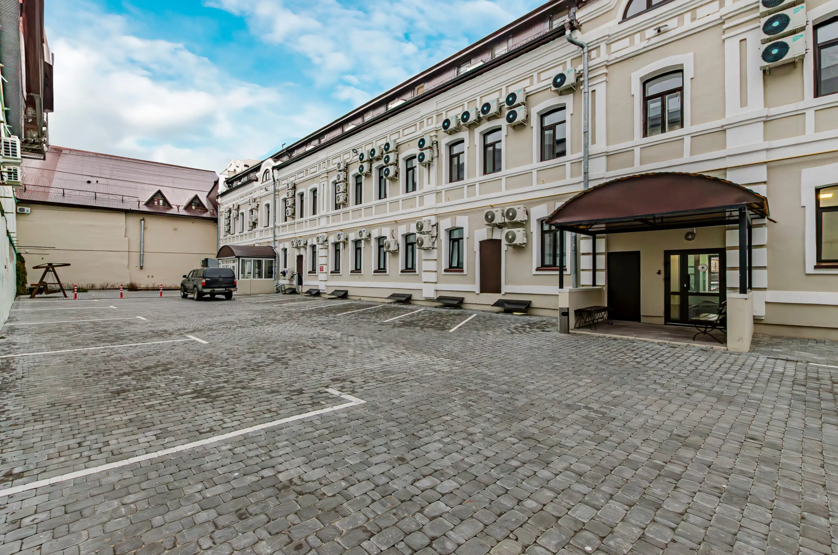 Отель Берисон Камала