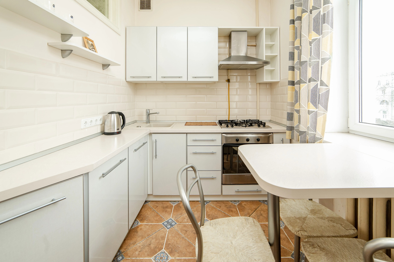 Апартаменты BelaTravel по адресу: Красная 18