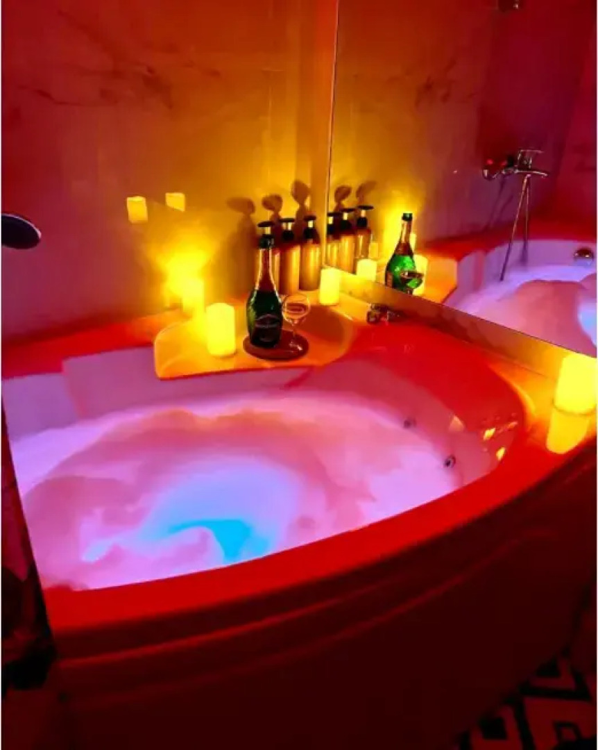 Апартаменты ZenApart c джакузи Сканди