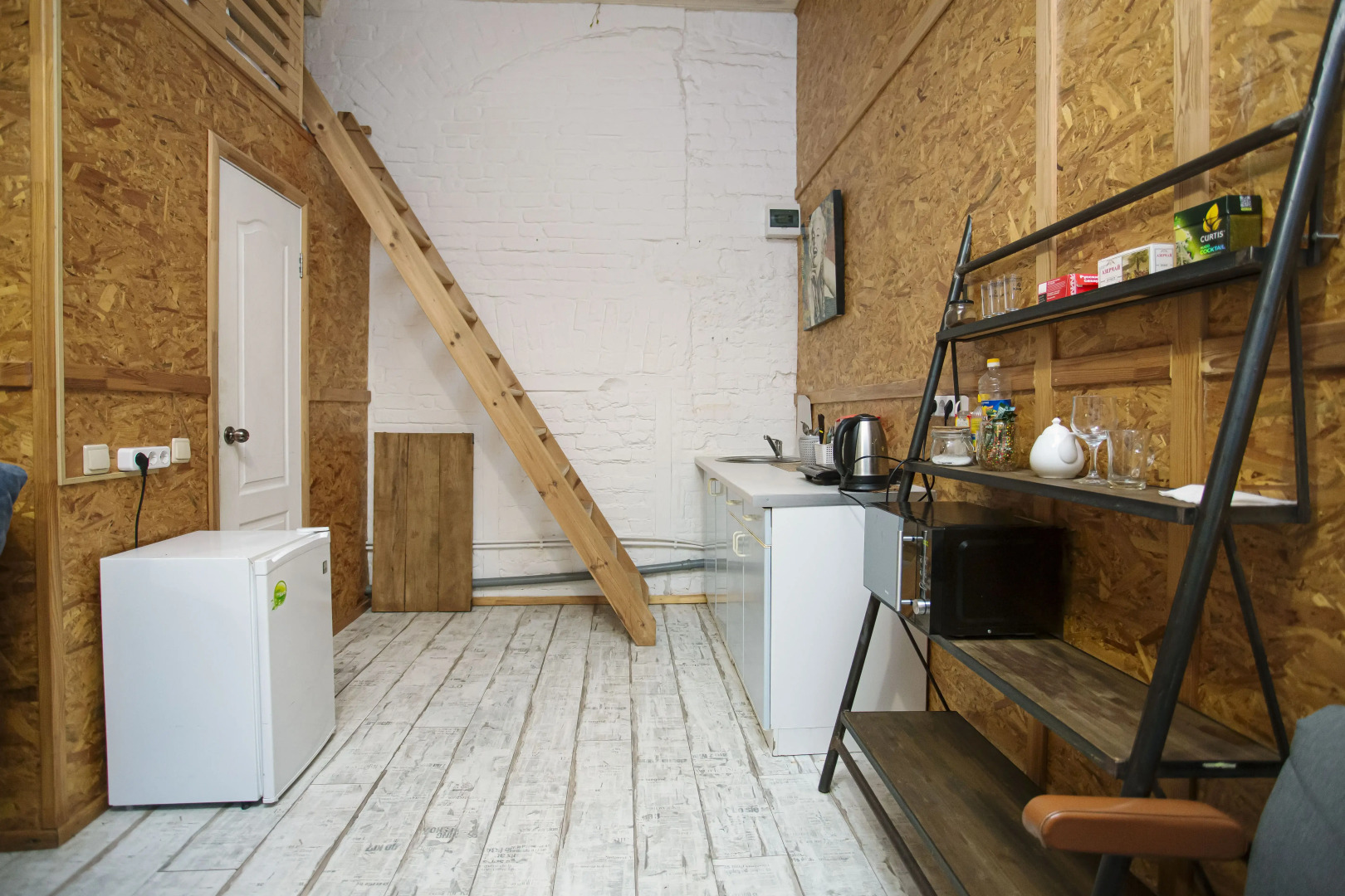 Квартира УK АТМОCФЕPА  Эклектика  Студия с дизaйнеpским ремонтом в Историчecком Цeнтре Яpоcлавля