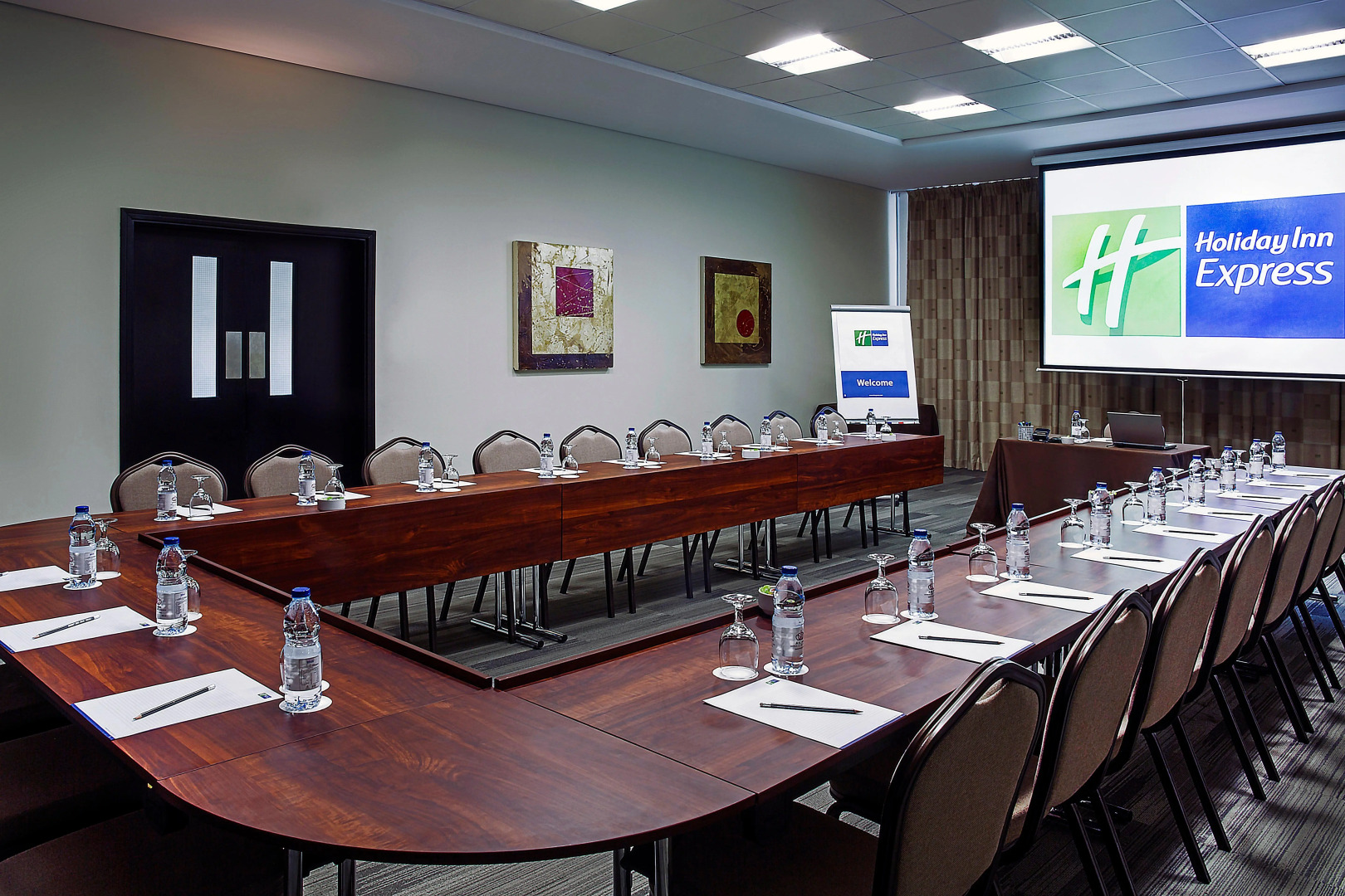 Holiday Inn Express | Dubai Internet City, an IHG Hotel