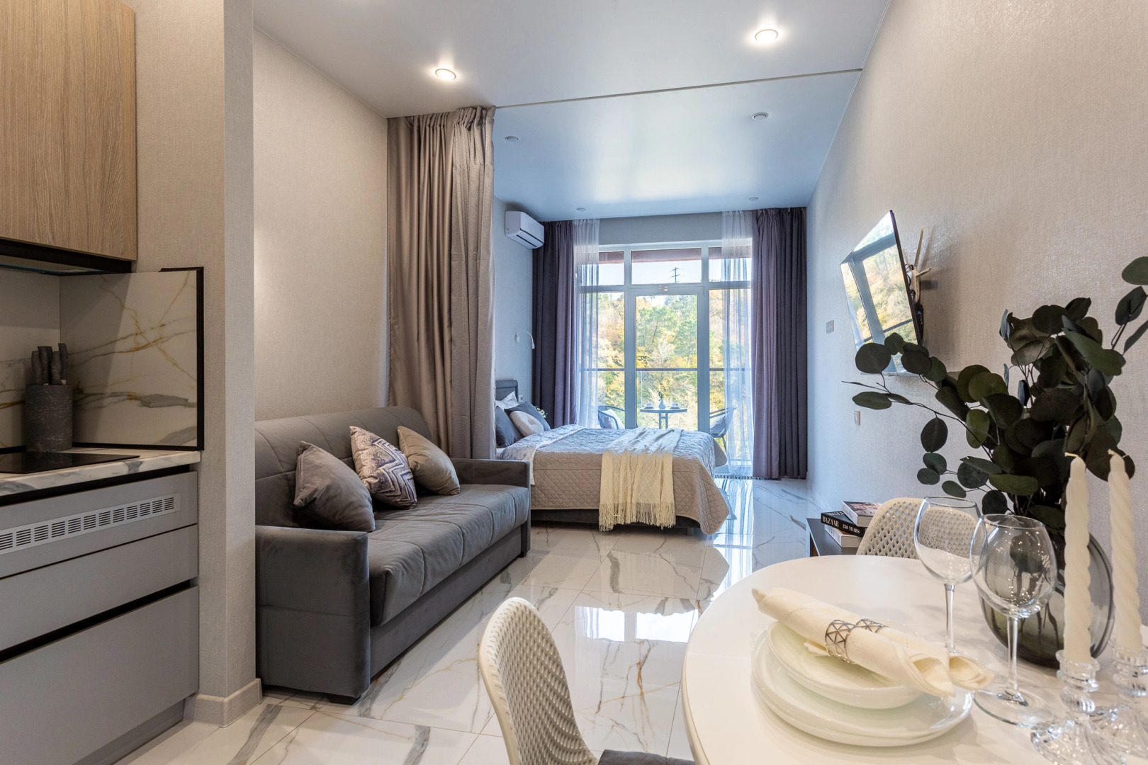 Квартира С балконом возле моря Аллея 254