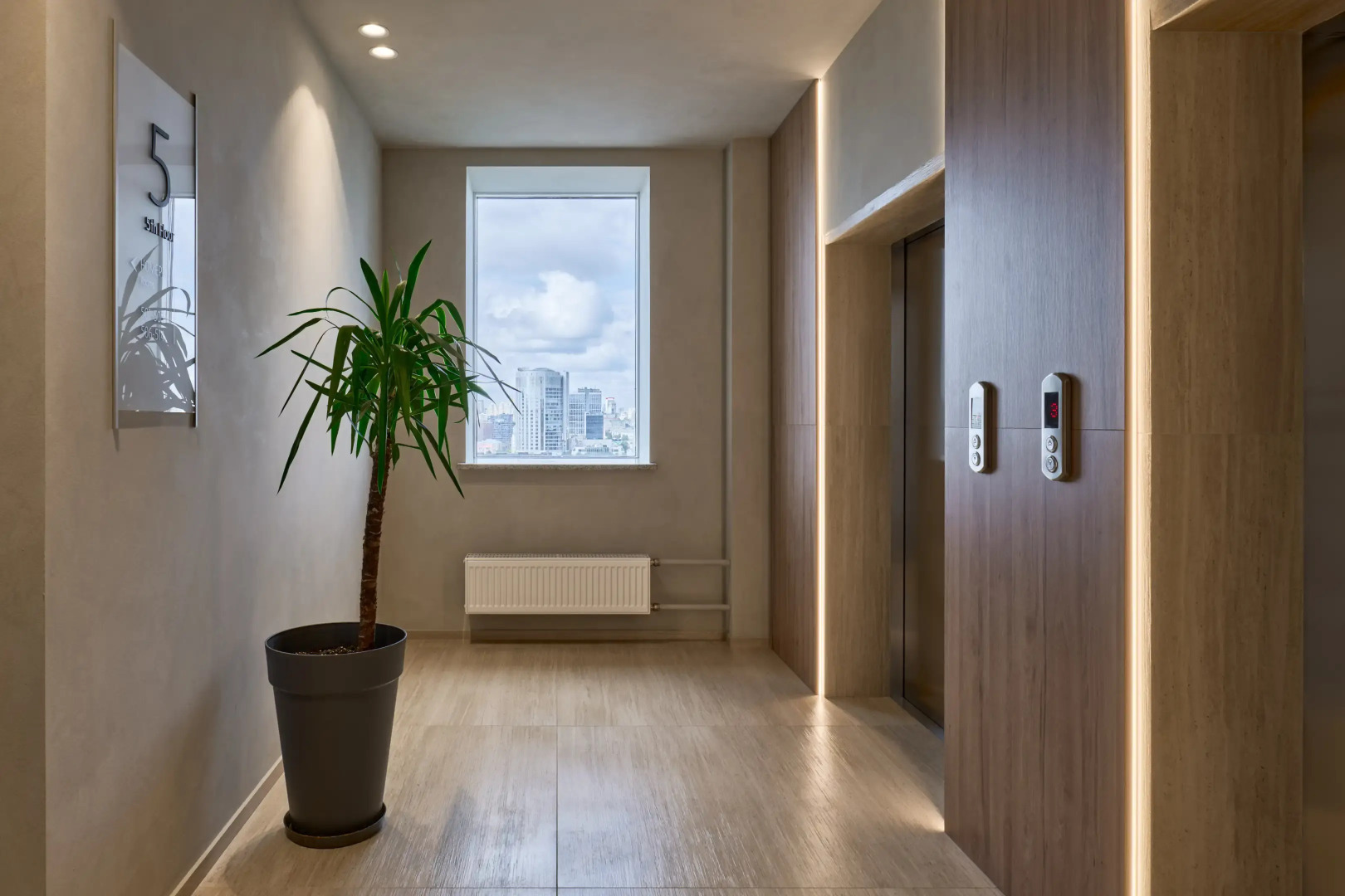 Отель SLIDE Bleisure & MICE